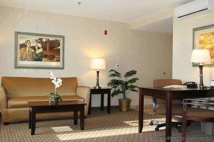 Hampton Inn & Suites Oakland Airport-אלאמדה מראה פנימי תמונה